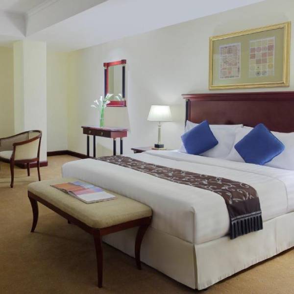 Madinah Mövenpick Hotel 01